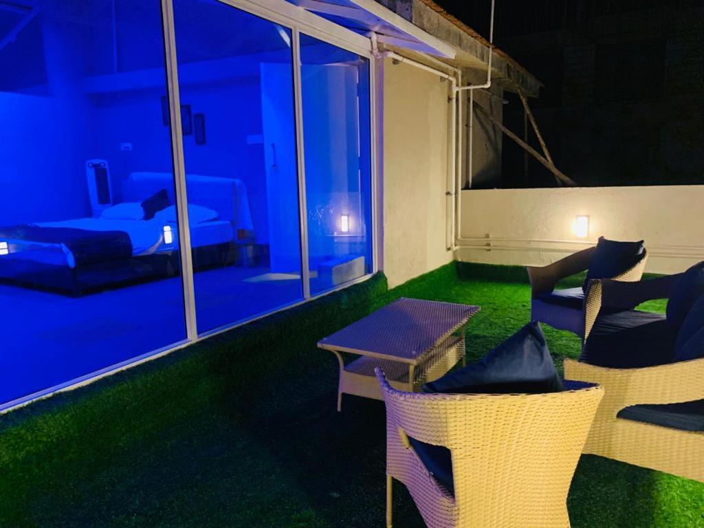 The Retreat-Glasshouse Bungalow Igatpuri Extérieur photo